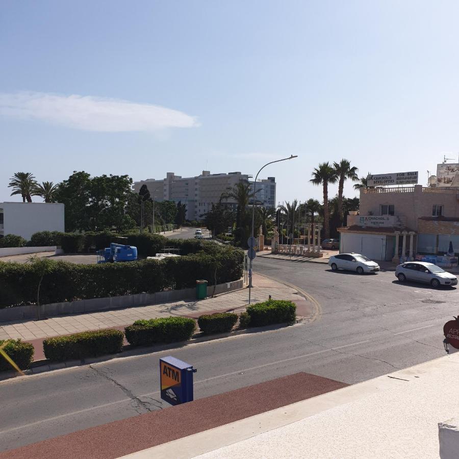 Apartament Ahoy Deluxe Apts Ajia Napa Zewnętrze zdjęcie