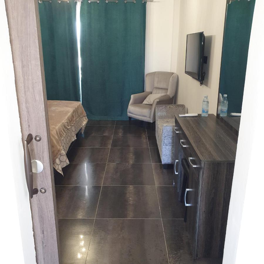 Apartament Ahoy Deluxe Apts Ajia Napa Zewnętrze zdjęcie